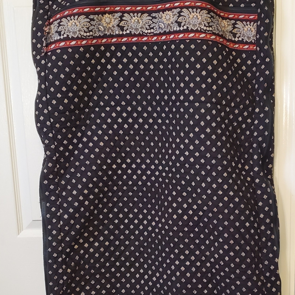 Vera Bradley Garment Classic Black Gem